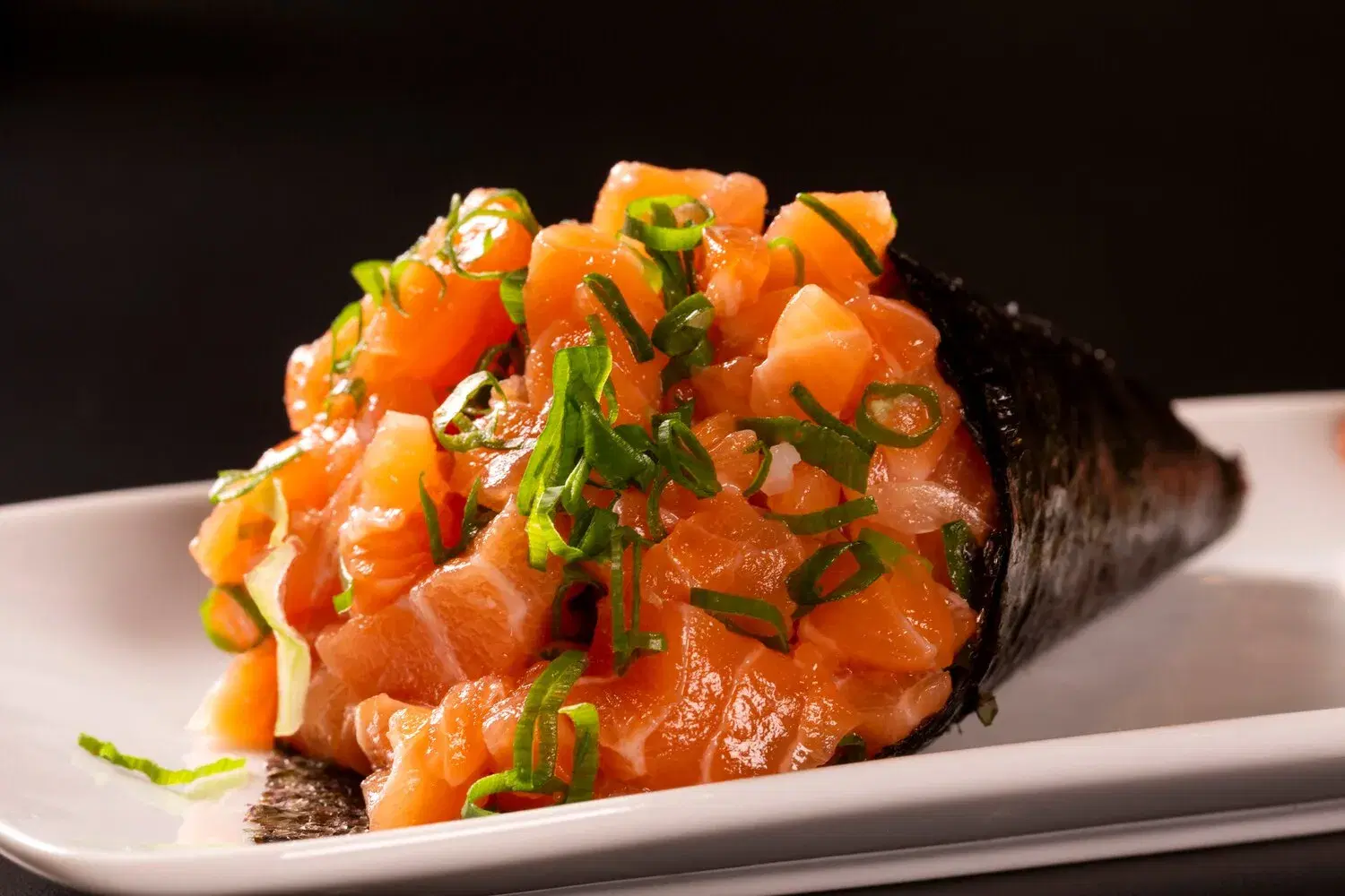 Temaki https://4kym48m6w0dj35od.public.blob.vercel-storage.com/dishes/internal/temaki-1762884485626.webp