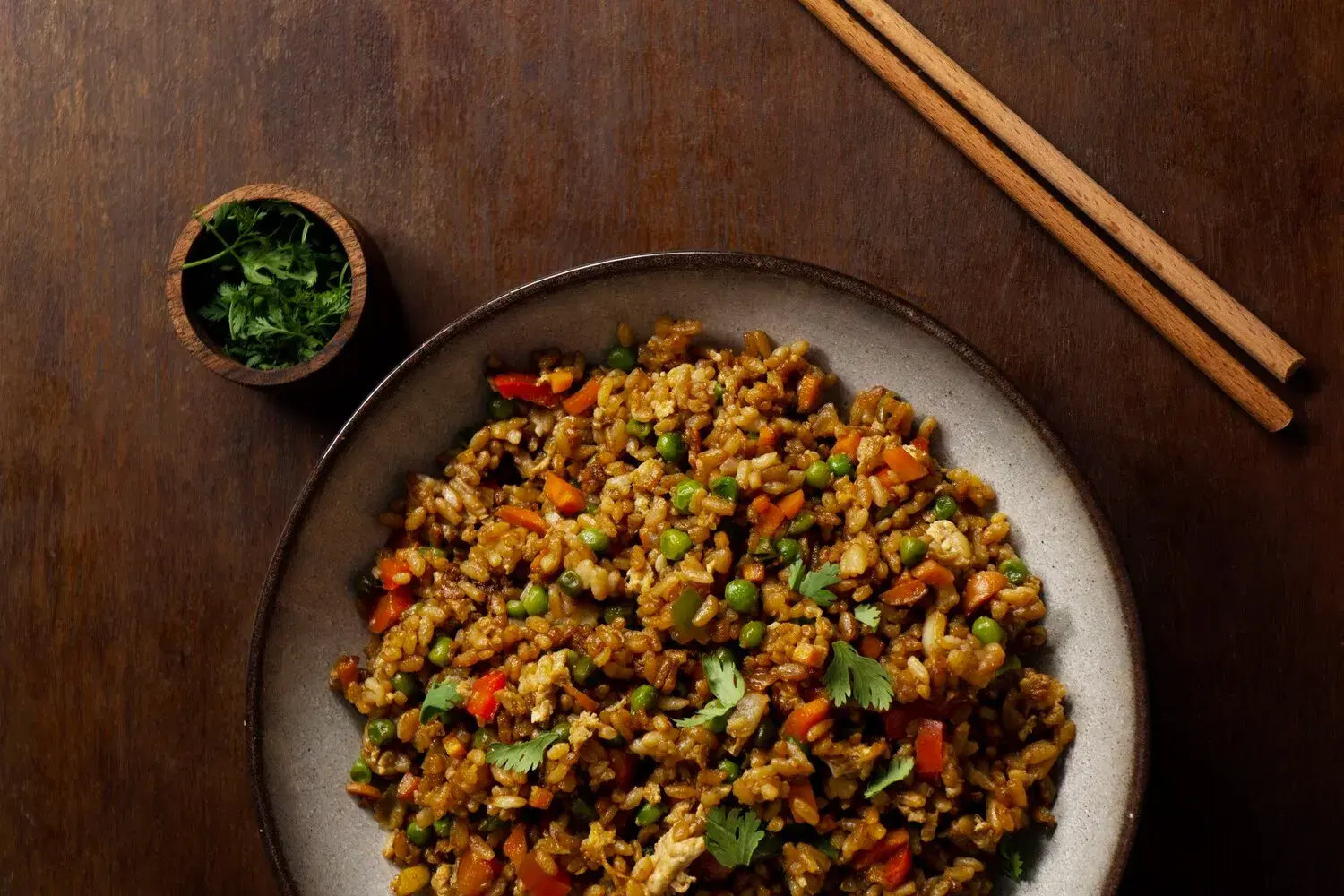 Nasi Goreng Nasi Goreng https://4kym48m6w0dj35od.public.blob.vercel-storage.com/dishes/internal/nasi-goreng-1760127208442.webp