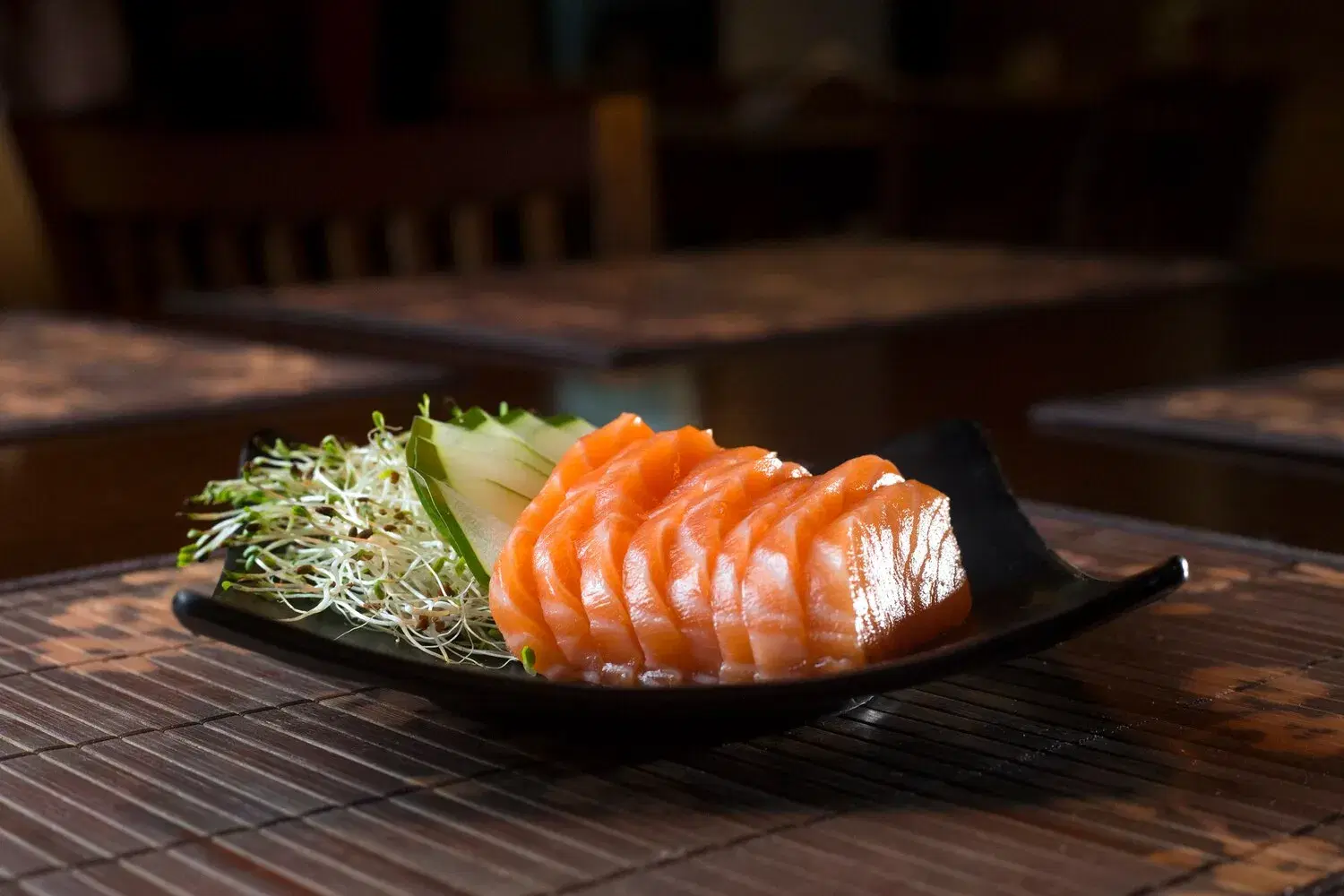 Sashimi Salmão Sashimi Salmão https://4kym48m6w0dj35od.public.blob.vercel-storage.com/dishes/internal/sashimi-salm-o-1762799455551.webp